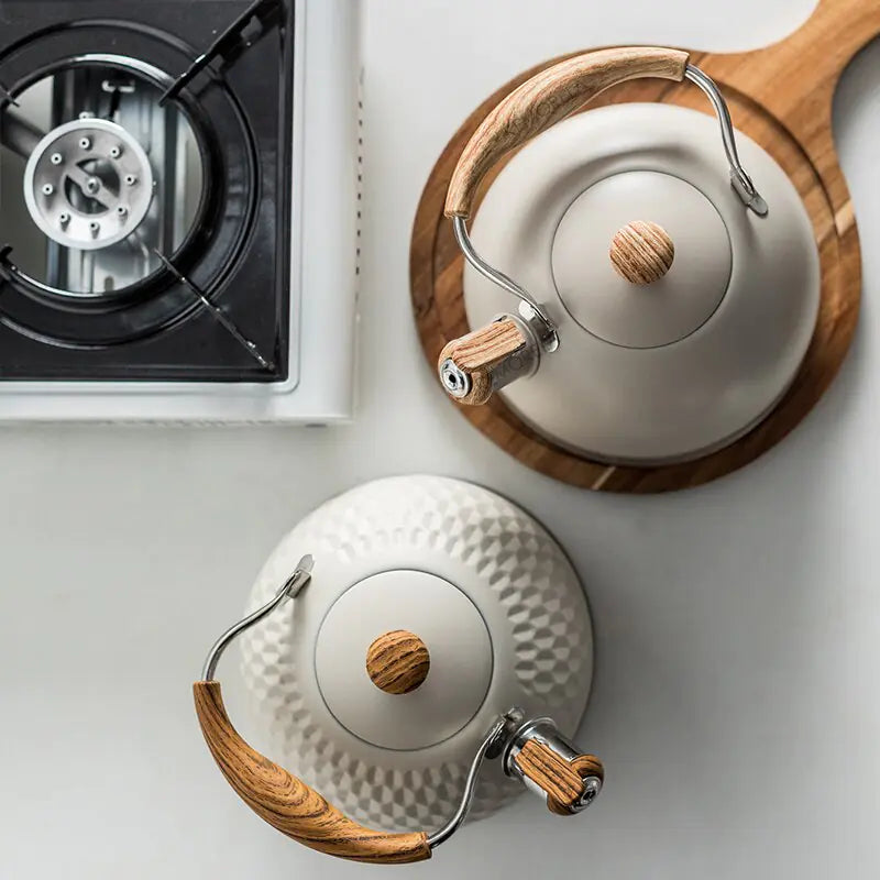 Classic 2.5L Stainless Steel Stovetop Whistling Kettle