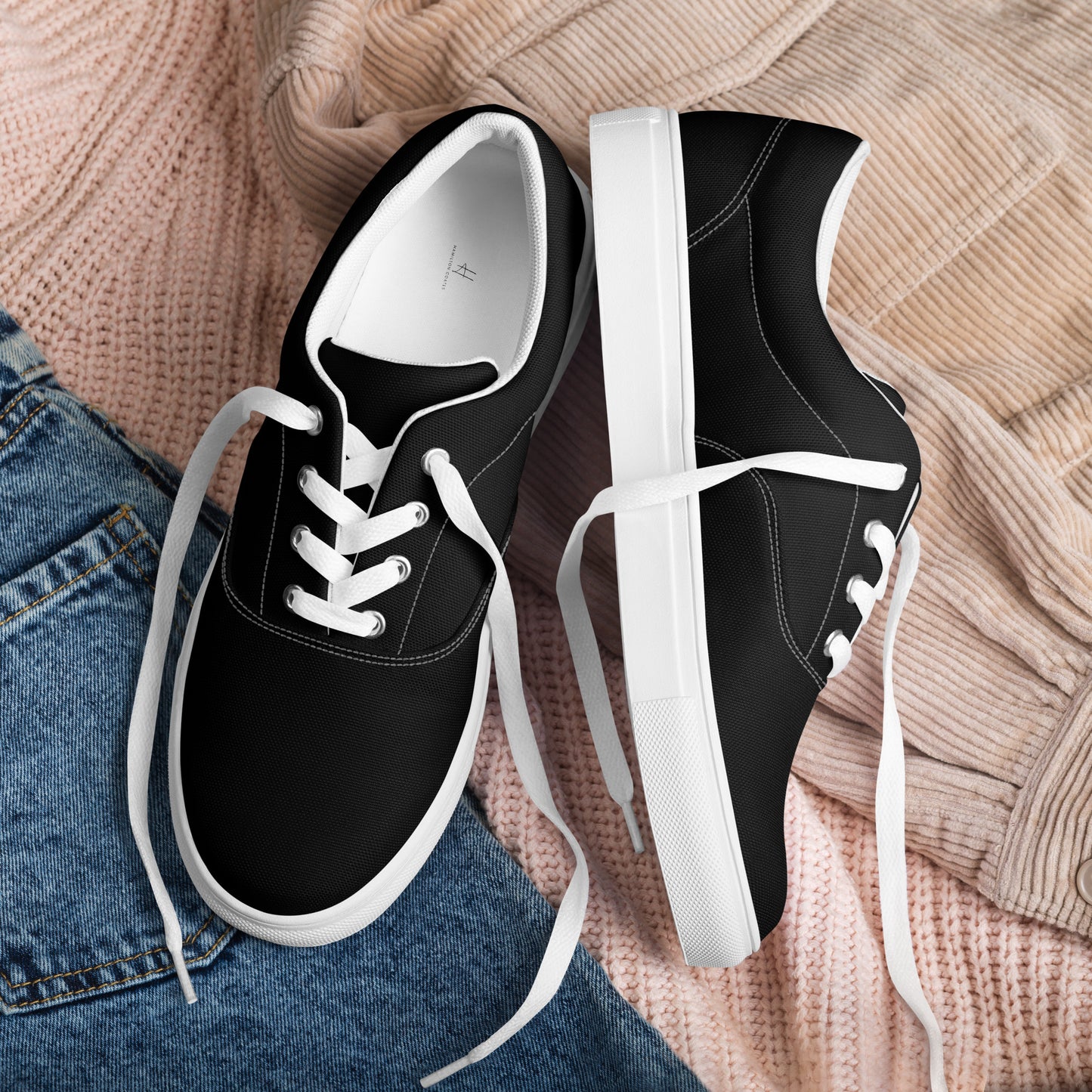 Women’s lace-up canvas shoes - Classic Black