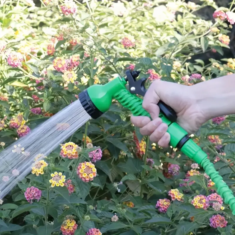 FlexiFlow Expandable Garden Hose