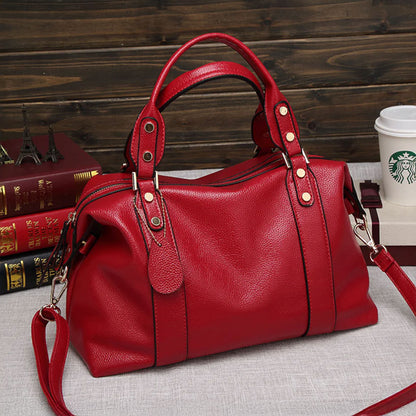 The Belvoir Boston Bag