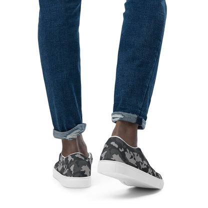 Men’s slip-on canvas shoes - Camo